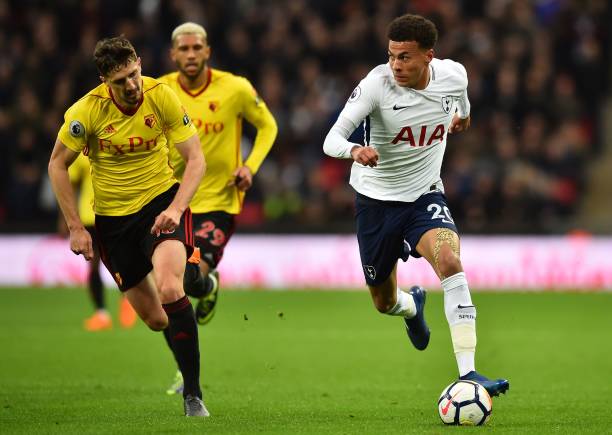 并且作为队 并且作为队