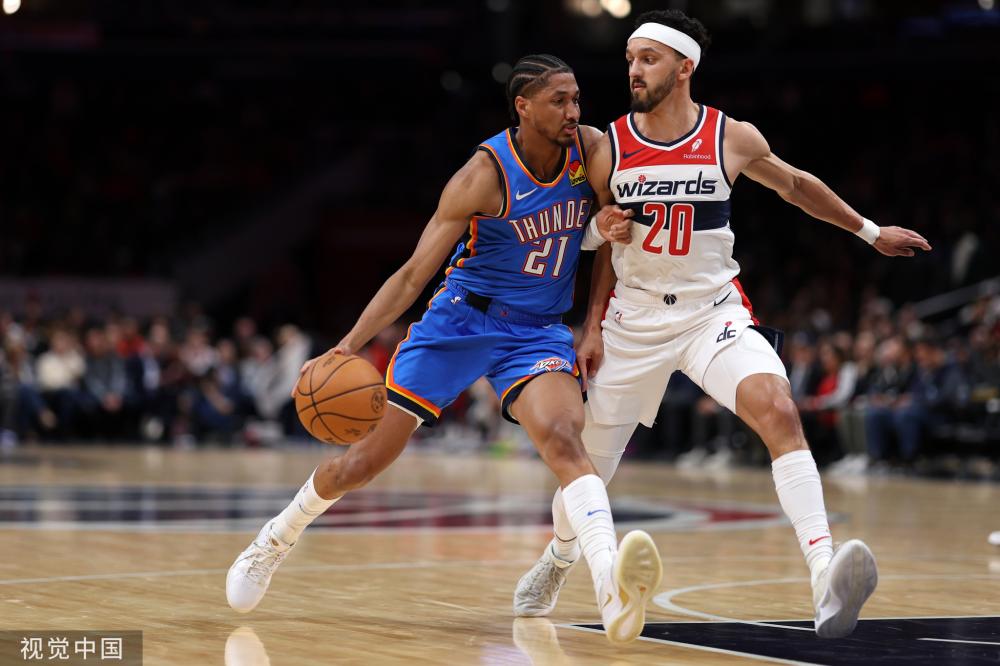 龙在采访中 龙在采访中