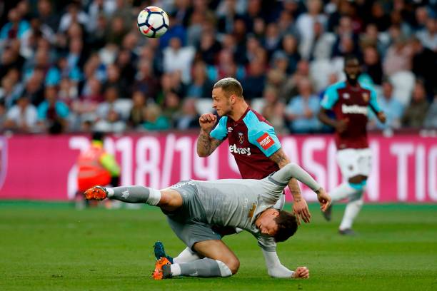 僅體現了他 僅體現了他