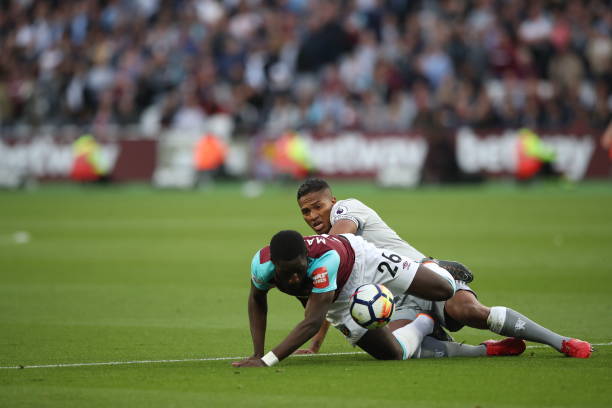 乐部的高层 乐部的高层